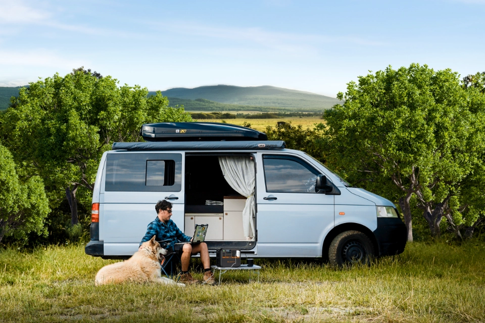 Wyprzedaż BLUETTI Caravans Salon Poland