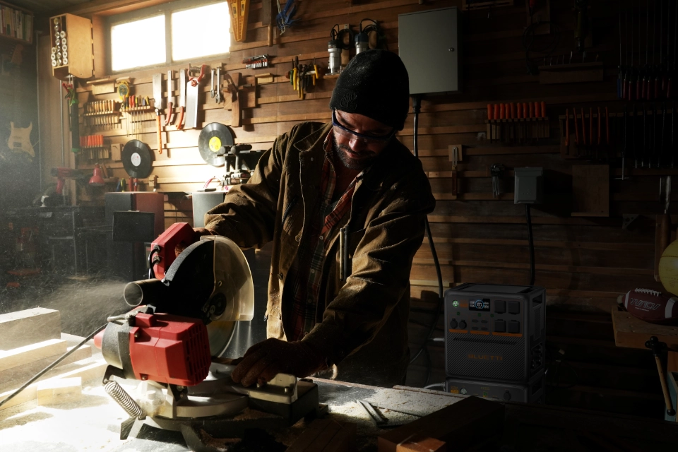 Zasilanie elektronarzędzi w warsztacie BLUETTI